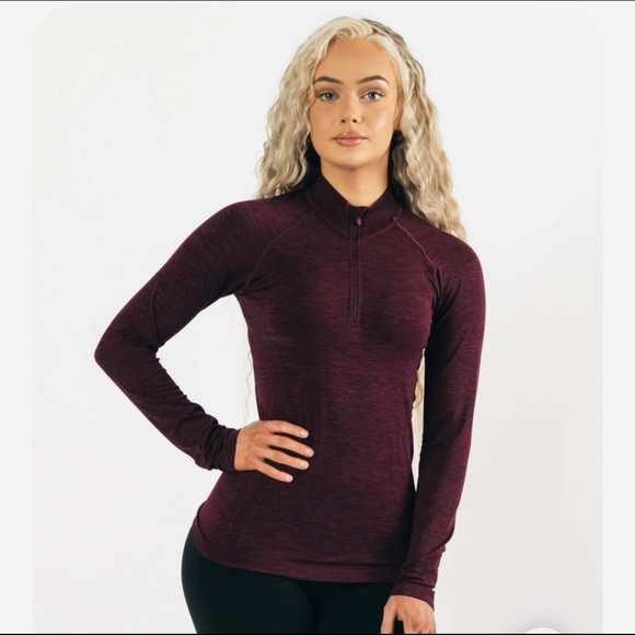Alphalete Tops - Alphalete Seamless Pullover